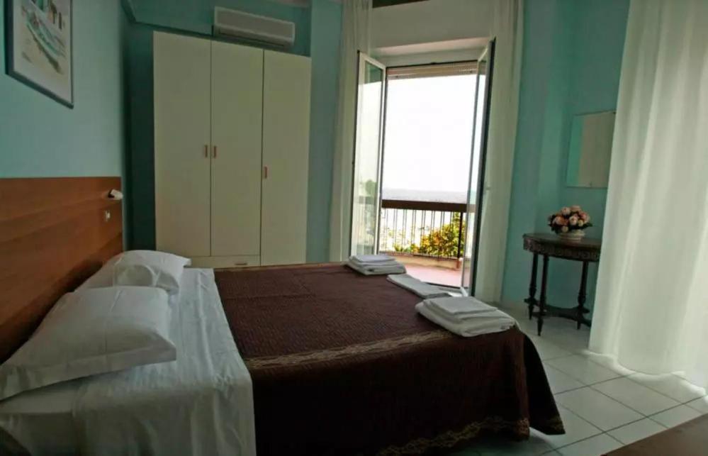 Hotel Acapulco ริมินี ภายนอก รูปภาพ